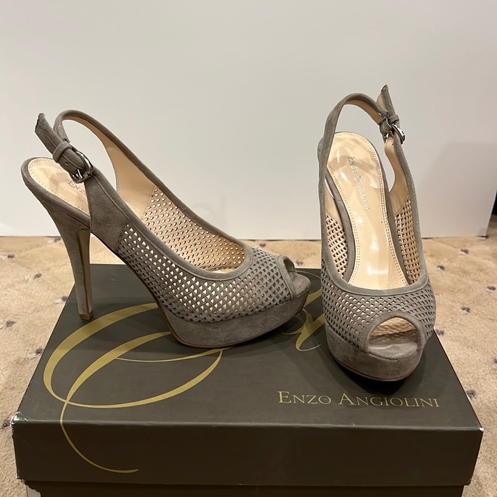 Enzo Angiolini grey suede heels size 7M